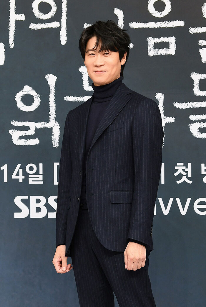 [Throwback] Jin Sun-kyu's Gentle Smile