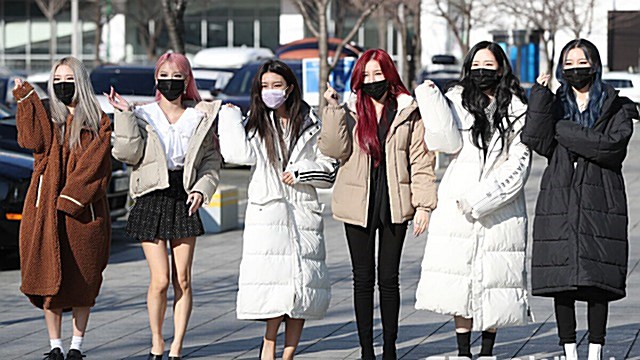 [Throwback] MOMOLAND Bring ‘Yummy Yummy Love’ to SBS’s Cultwo Show