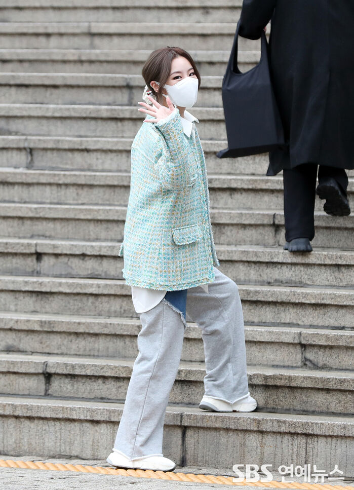 [Throwback] WHEEIN Heads to KBS for Radio: ‘Off to My Broadcast!’