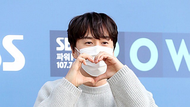 [E포토] 이광수, '왕자님표 하트'