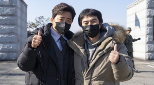 조정석X이선균X유재명 주연 '행복의 나라', 크랭크업