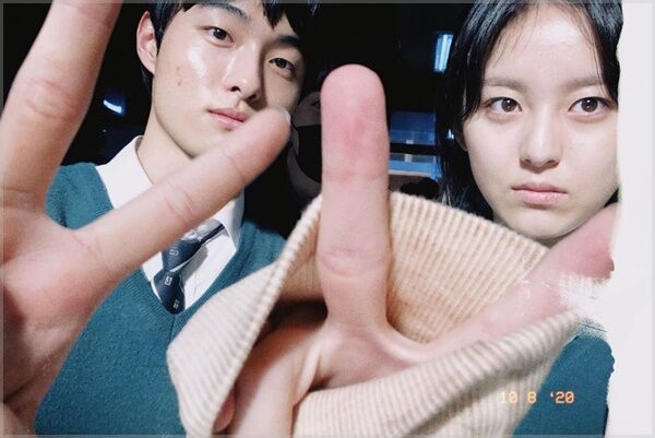 '지우학' 청산X온조 뽀뽀신 비하인드 "뭐 어때, 연기잖아