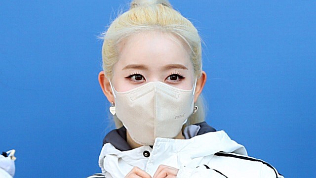 [Throwback] STAYC's Sieun Serves Real-Life Doll Visuals