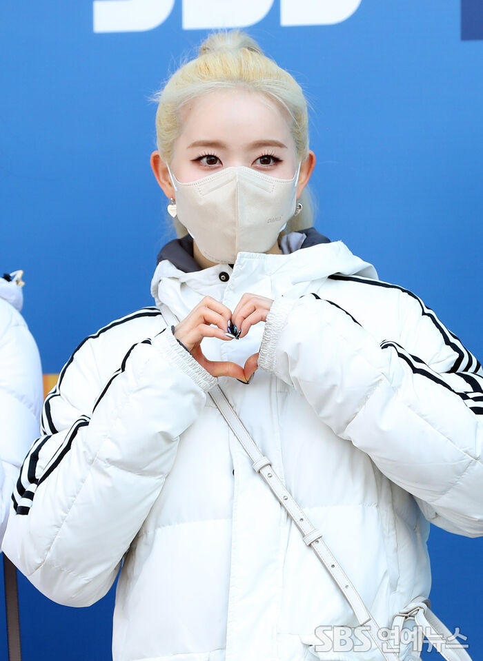 [Throwback] STAYC's Sieun Serves Real-Life Doll Visuals