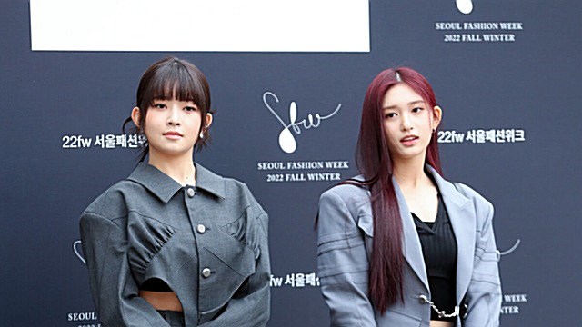 [Throwback] IVE’s REI and LEESEO Serve Chic Looks at Seoul Fashion Week