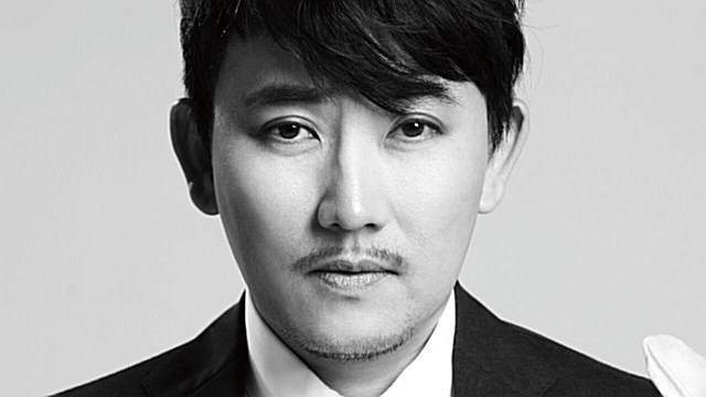 이승철, 모모랜드 소속사와 전속계약..."33년 만에 첫 전속계약"