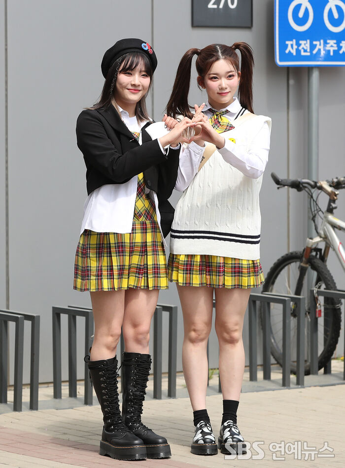 Billlie’s Moon Sua and Tsuki