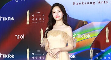 [Throwback] Bang Minah Stuns in a Leading-Lady Gown