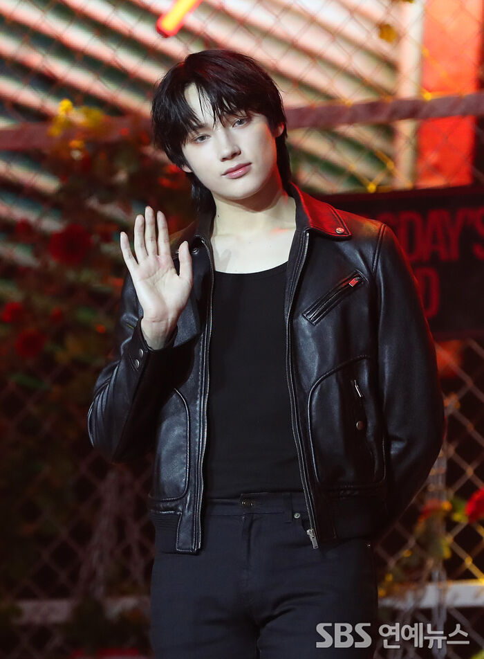 [Throwback] HUENINGKAI of TOMORROW X TOGETHER Unveils a Bold New Vibe