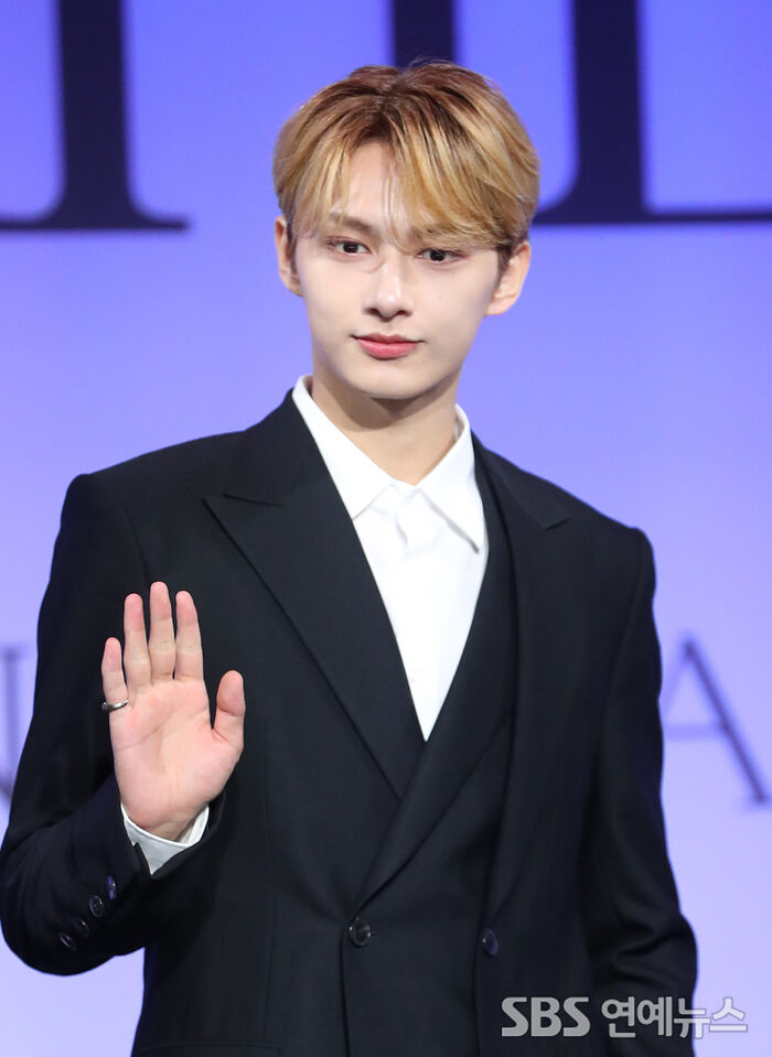 SEVENTEEN's Jun