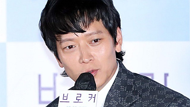 [E포토] 강동원, '영화 브로커로 인사드립니다'