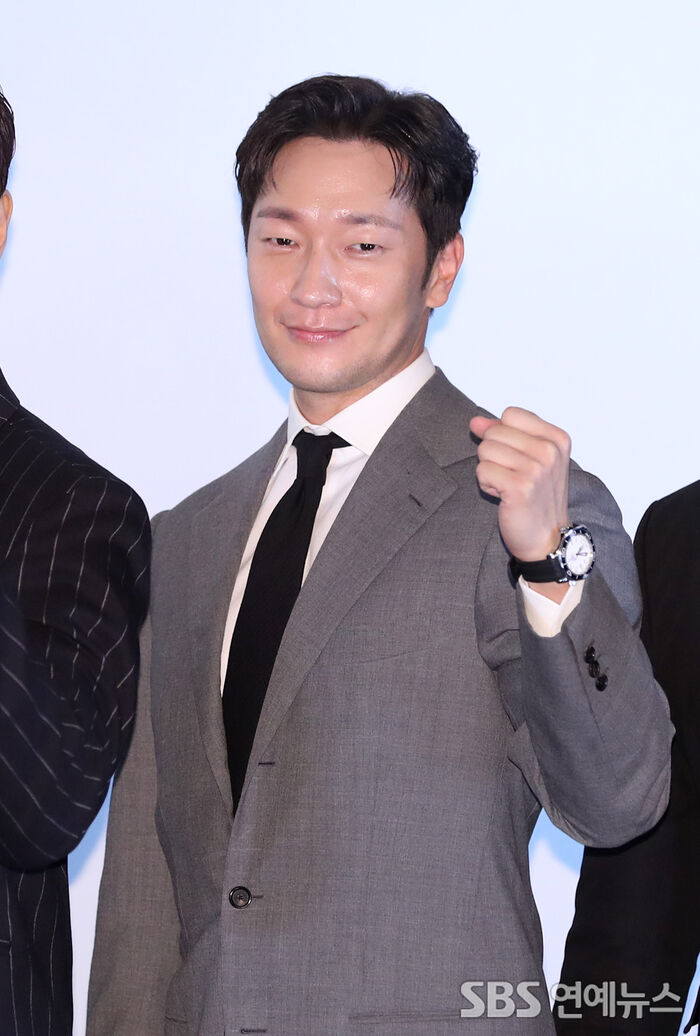 Son Suk-ku