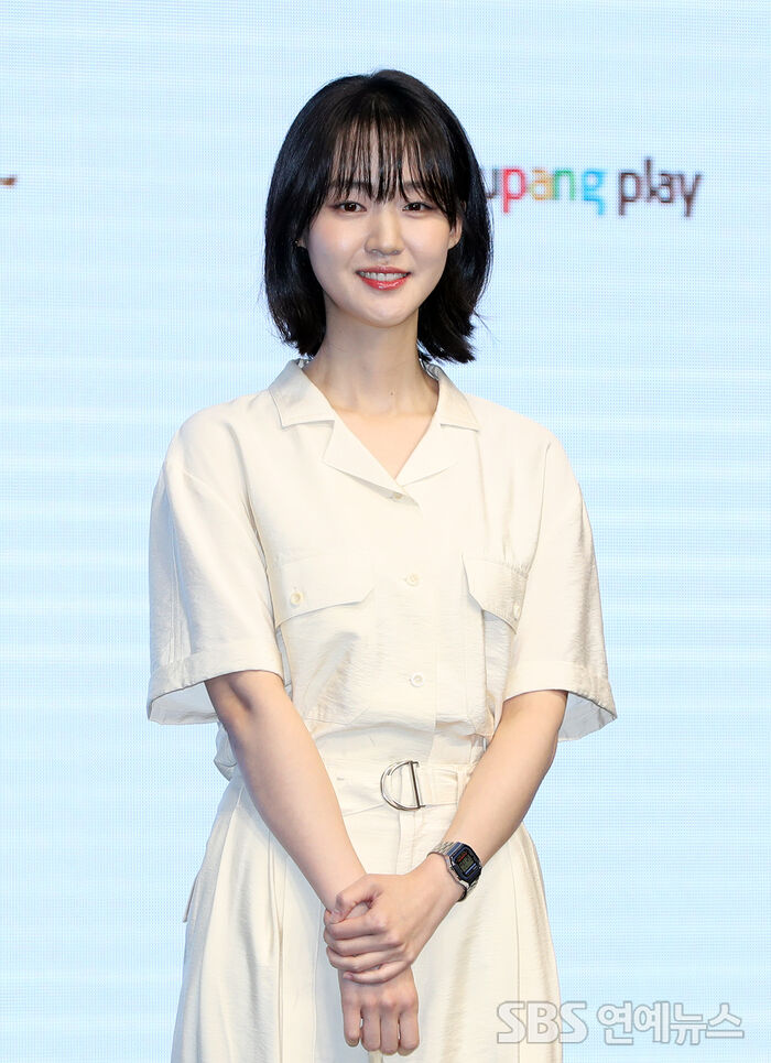 [Throwback] Park Ye Young, Indie Film Darling, Takes on Drama With ‘ANNA’