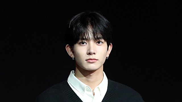[Throwback] ENHYPEN's HEESEUNG Serves Charisma With a Cute Edge