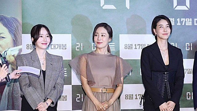 [E포토] 이정현-문정희-진서연, '리미트의 미녀 삼총사'