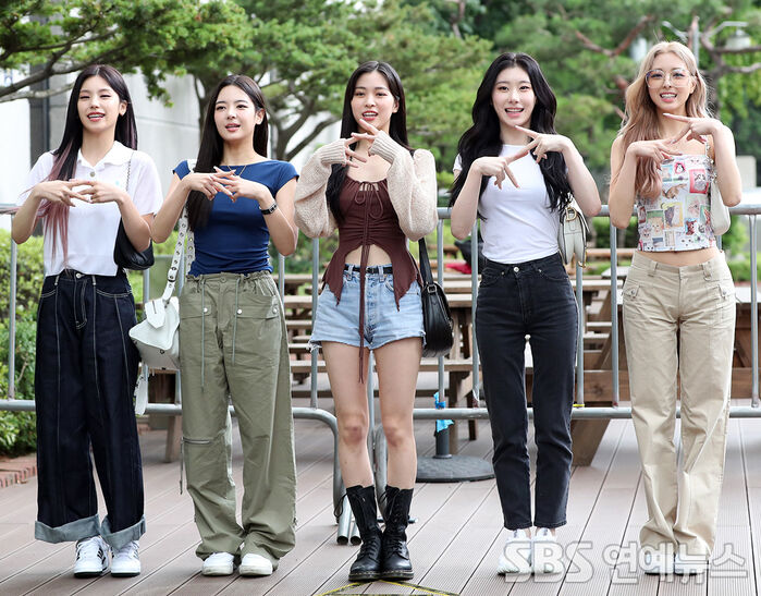 [Throwback] ITZY Return After 10 Months, Strike Poses at KBS