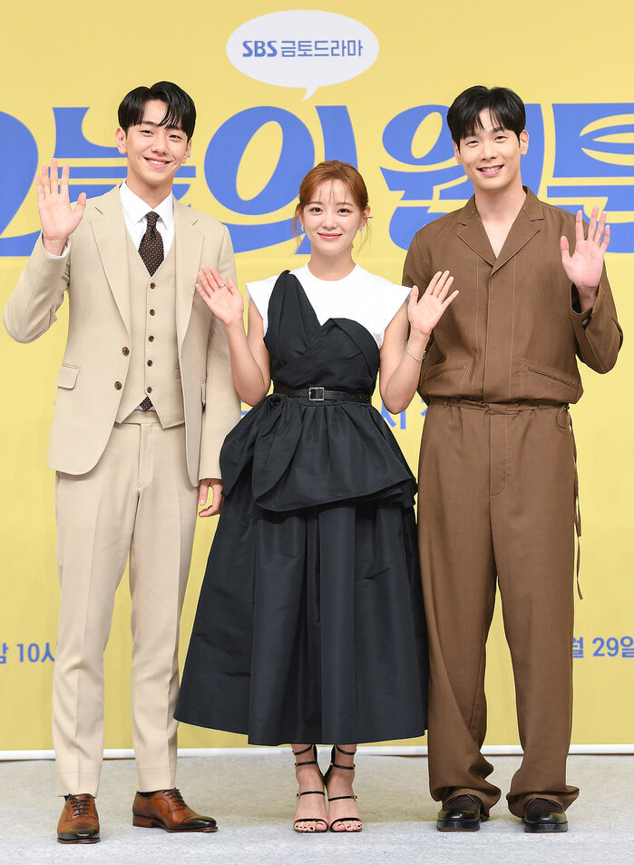 Nam Yoon-su, Kim Se-jeong and Choi Daniel