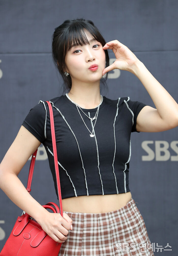 [Throwback] JOY of Red Velvet Is All Sweet Charm at TV Animal Farm Taping