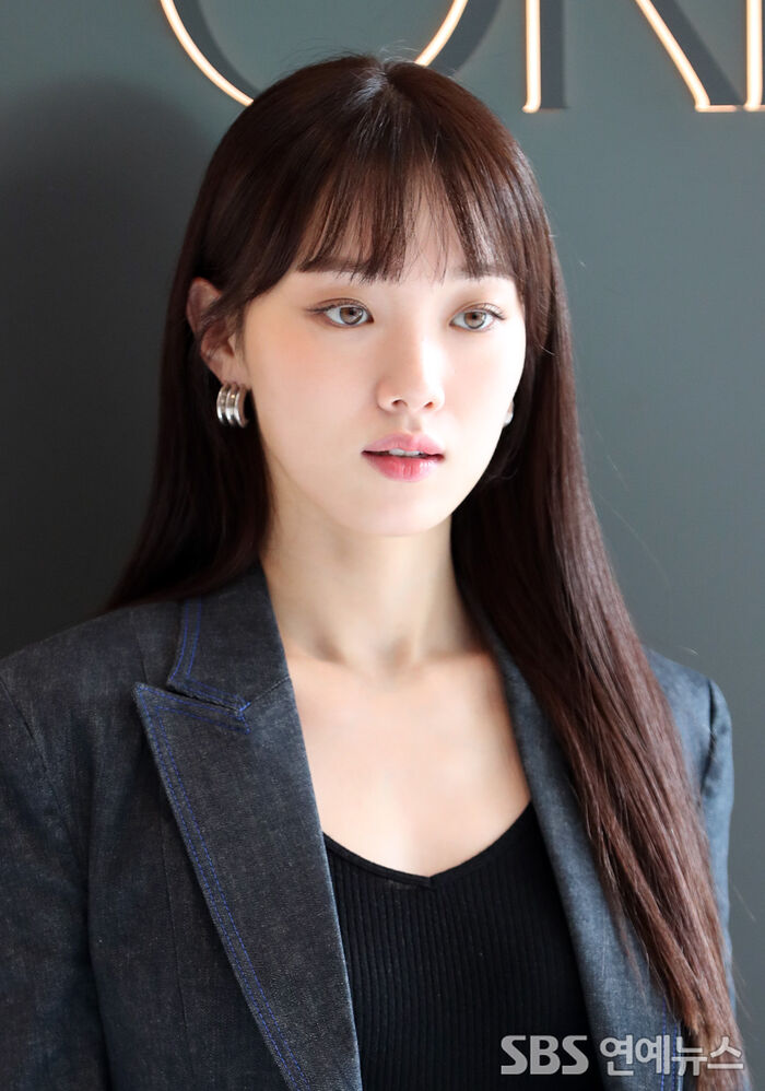 Lee Sung-kyung