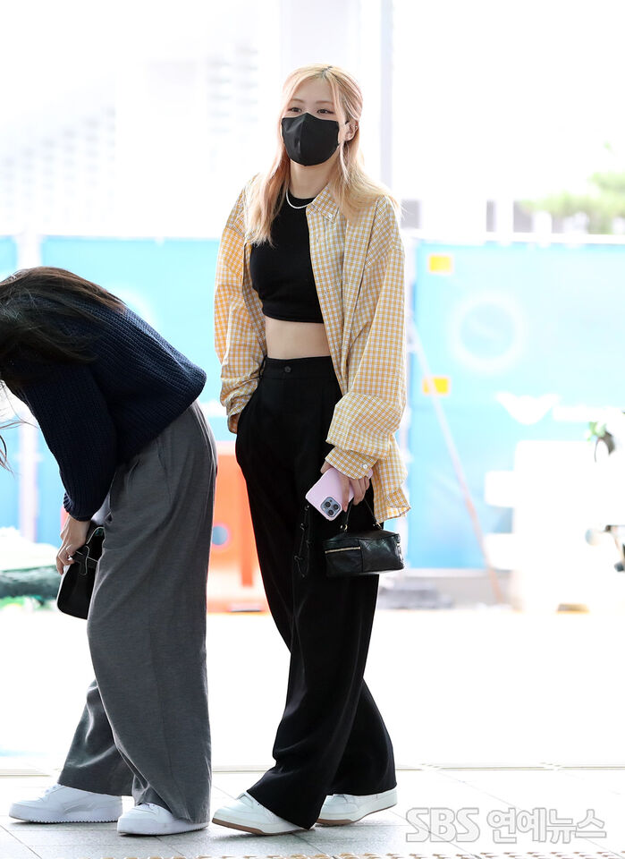 BLACKPINK’s ROSE at Incheon International Airport