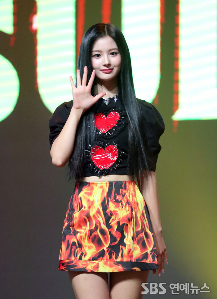 [Throwback] NMIXX's SULLYOON Owns the Fourth-Gen Visual Crown