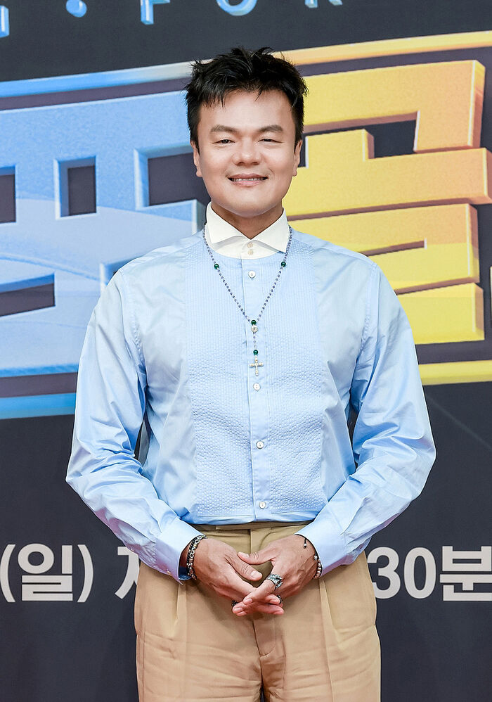 [Throwback] J.Y. Park Teases Sing for Gold: 'JYP Is Waiting'