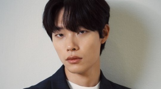 [27th BIFF] '개막식 사회' 류준열에게 부산영화제란?&hellip;"영화인임을 느꼈던 곳"