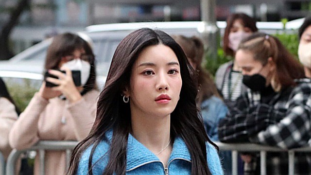 [Throwback] KWON EUNBI Serves Ice Princess Glam