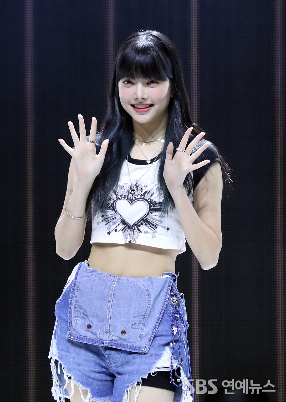 LE SSERAFIM's Hong Eunchae