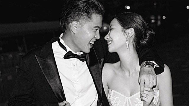 '강다니엘 프로듀서' 챈슬러, 미모의 승무원과 결혼 발표