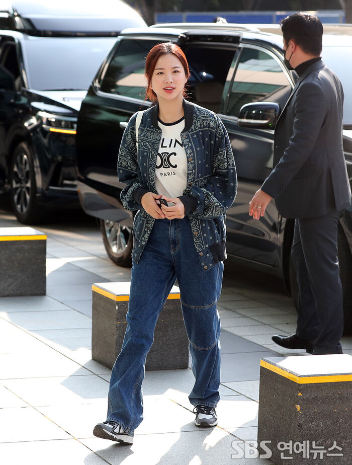 [Throwback] EXID's Soul-G Glows on Her Way to the Cultwo Show