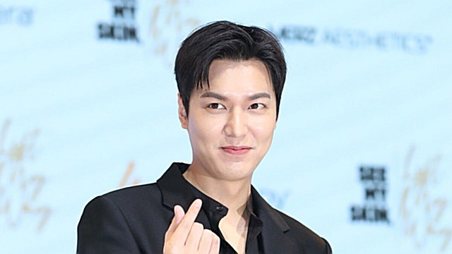 [E포토] 이민호, '카리스마 하트로 여심 저격'