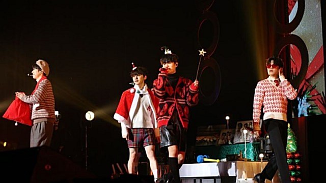 AB6IX, 일본 연말 팬미팅 'Very Merry ABNEW' 성료…특별한 크리스마스 선물 선사