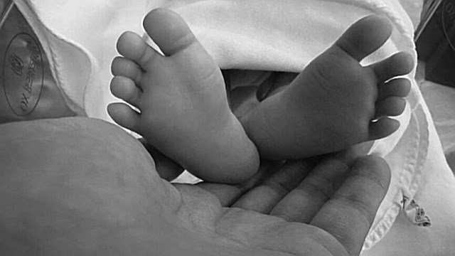 손예진, 아들 모습 첫 공개&hellip;"현빈, 하루하루 고슴도치로 변신" 애정 듬뿍