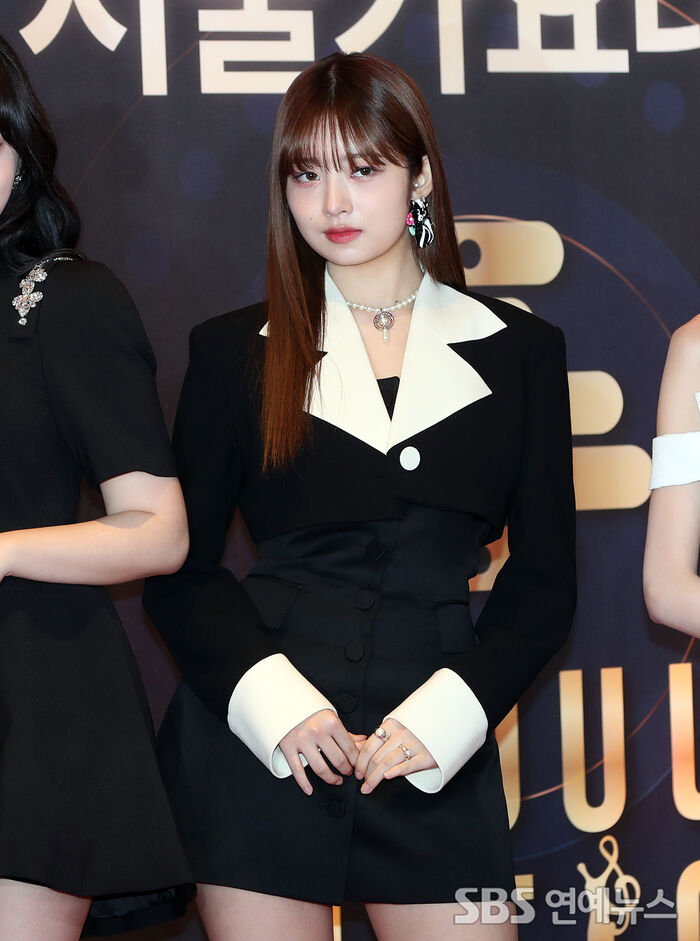 [Throwback] REI of IVE Serves Chic-Meets-Cute at the Seoul Music Awards