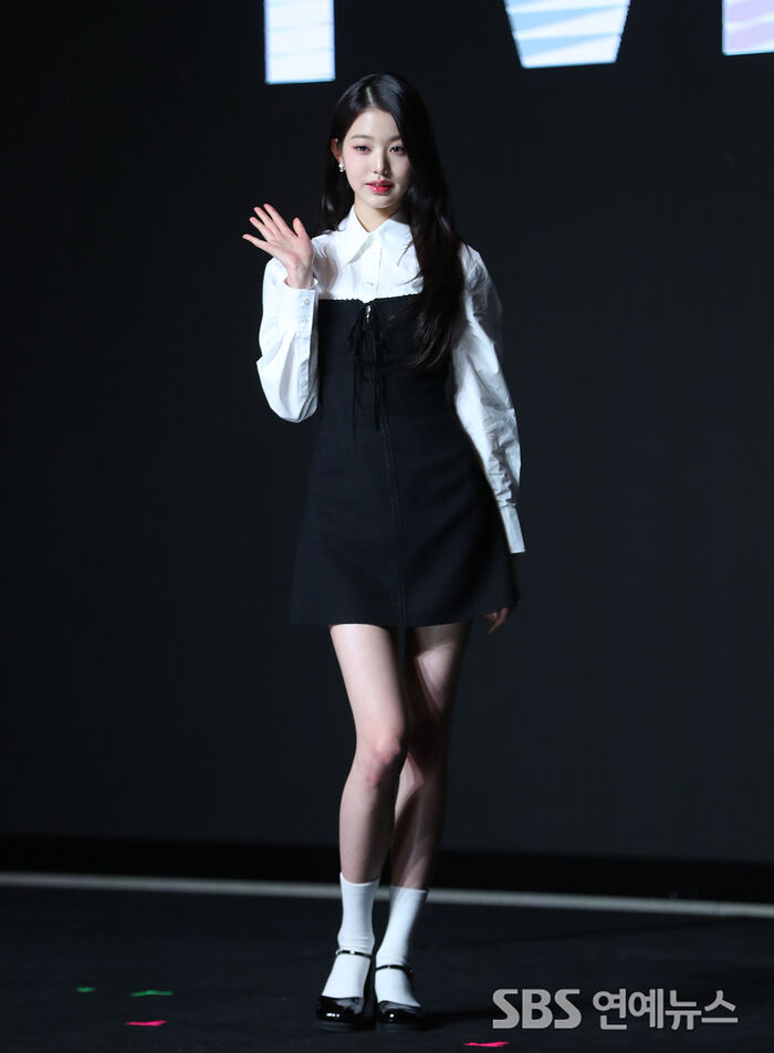 Jang Wonyoung (IVE)