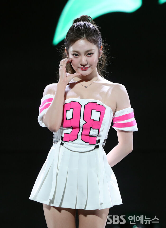 Throwback] aespa's NINGNING Serves Mesmerizing Looks at 