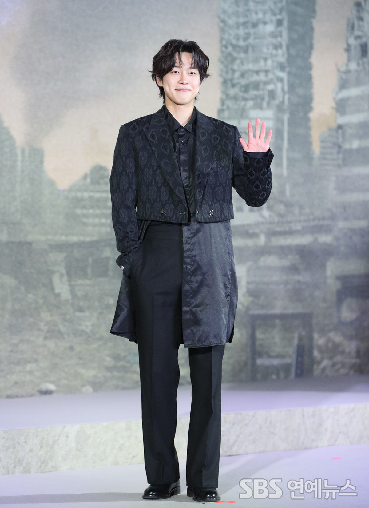 강유석