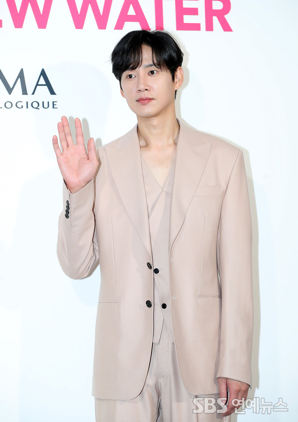박성훈