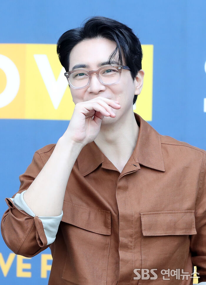[Throwback] Lee jun-hyuk Flashes a Killer Smile