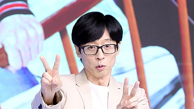 [E포토] 유재석, '포즈는 역시 브이'