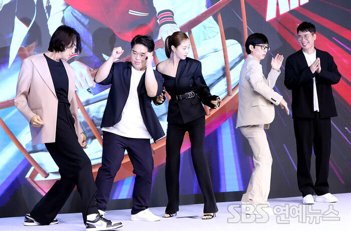 [Throwback] Lee Kwang-soo, YURI and Yu Jae-seok Cut Loose at The Zone: Survival Mission Season 2 Press Event