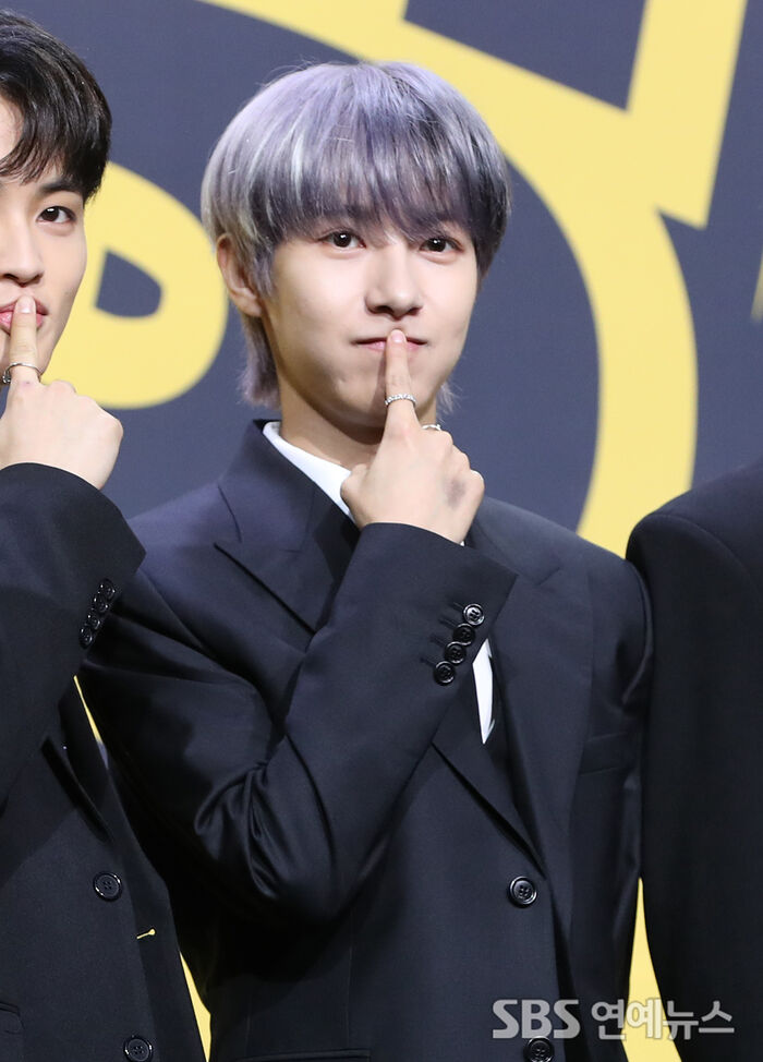 [Throwback] NCT DREAM’s RENJUN Steals Hearts With Boyish Charm