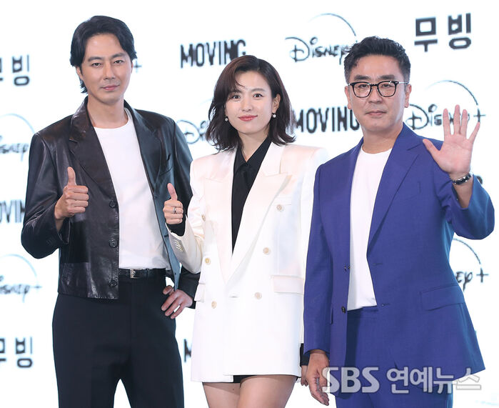 [Throwback] Zo In-sung, Han Hyojoo and Ryu Seung-ryong: The Can't-Miss Cast of 'Moving'