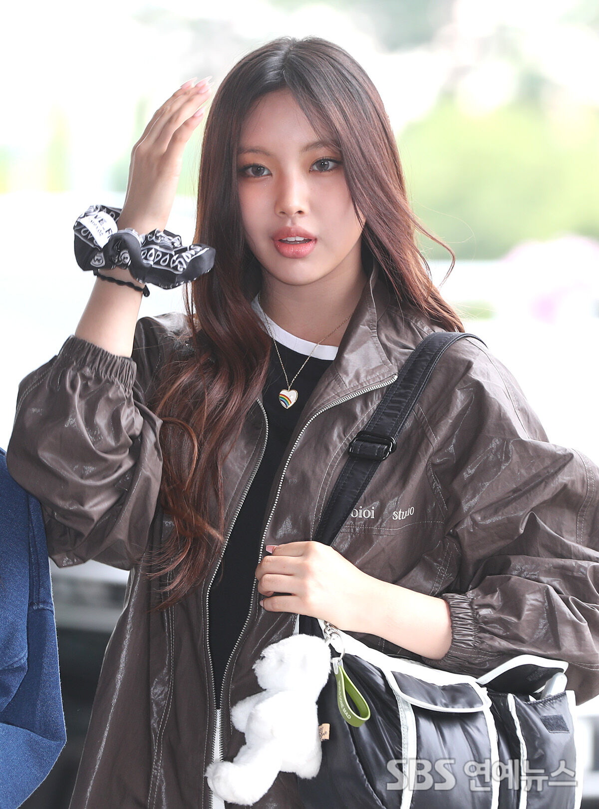 [E포토] 뉴진스 혜인, '막내의 반전 카리스마'