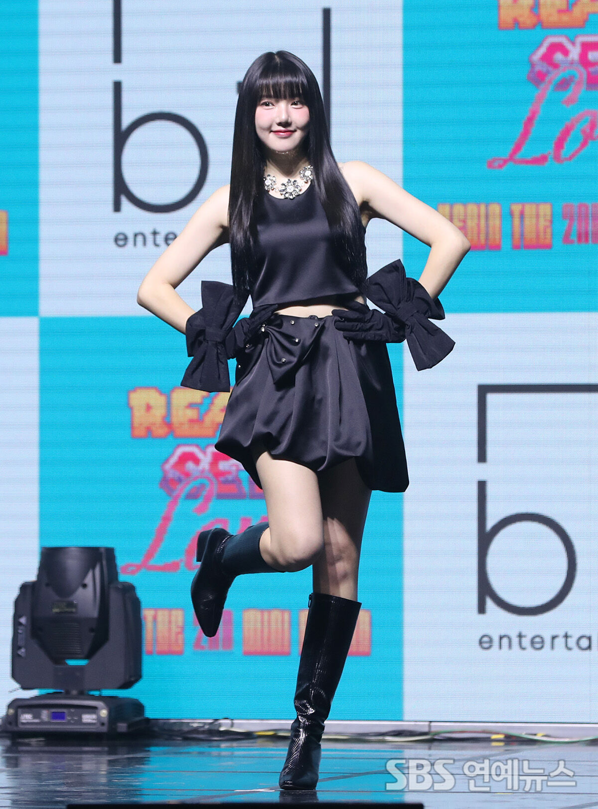 [E포토] 예린, '귀엽고 깜찍한 블랙 요정'