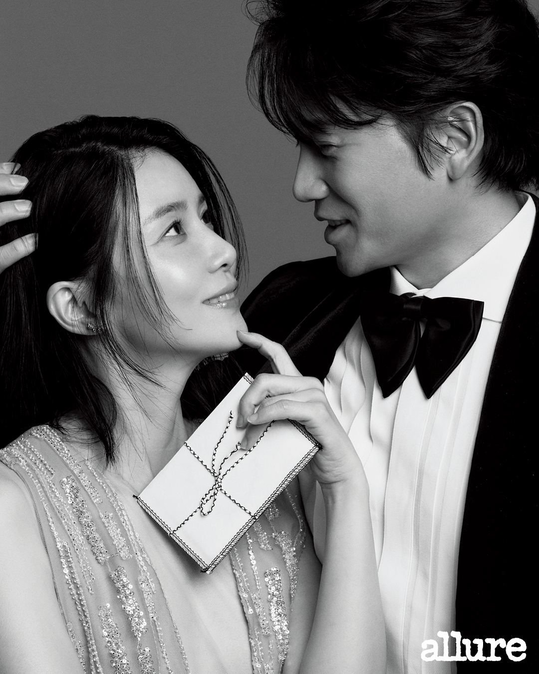 이보영♥지성, 결혼 10주년 맞아 커플 화보…"앞으로 10년 지금만 같길"