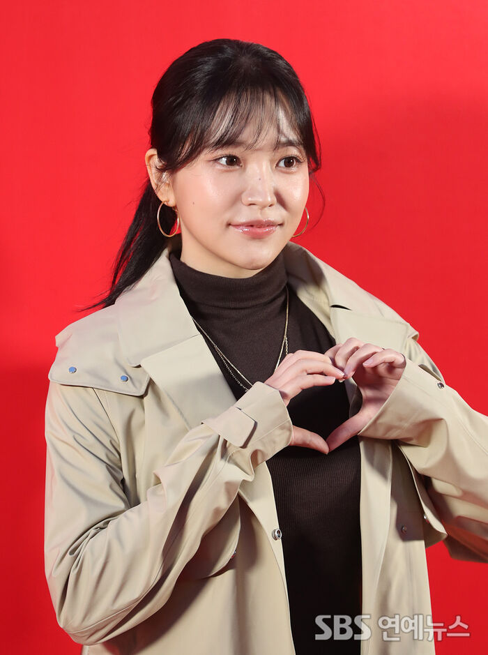[Throwback] YERI of Red Velvet Sends Hearts Soaring at Pop-Up Opening