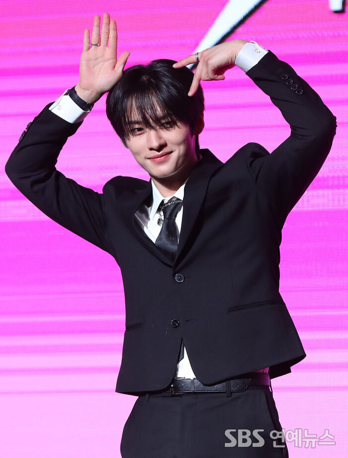 Stray Kids' Lee Know