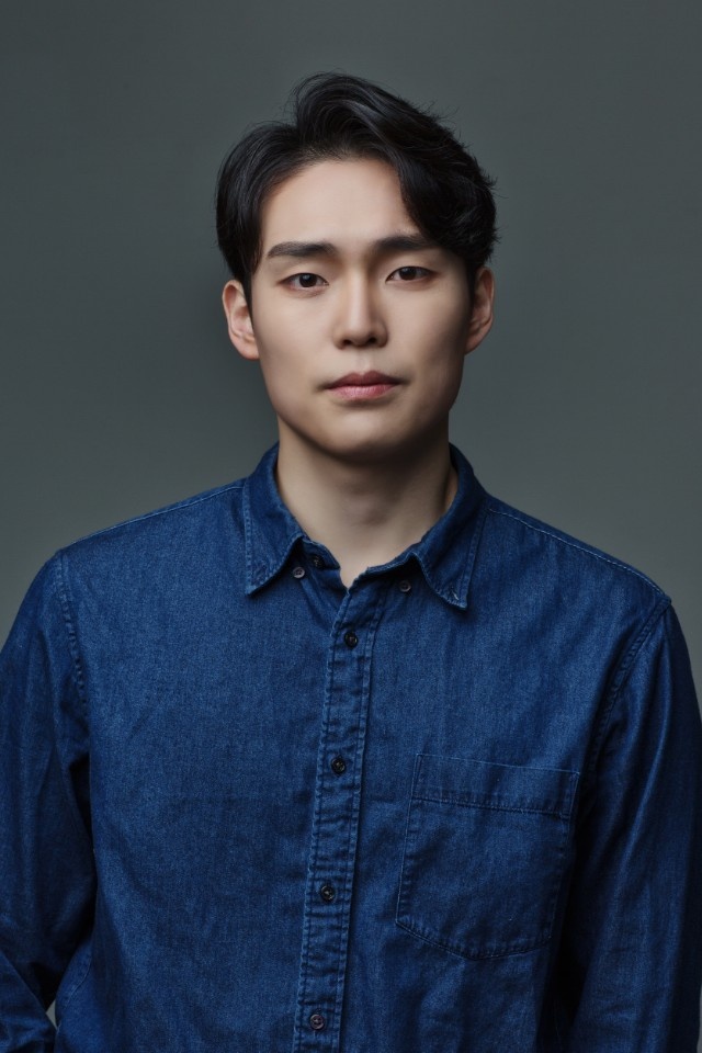 이경성 김찬
